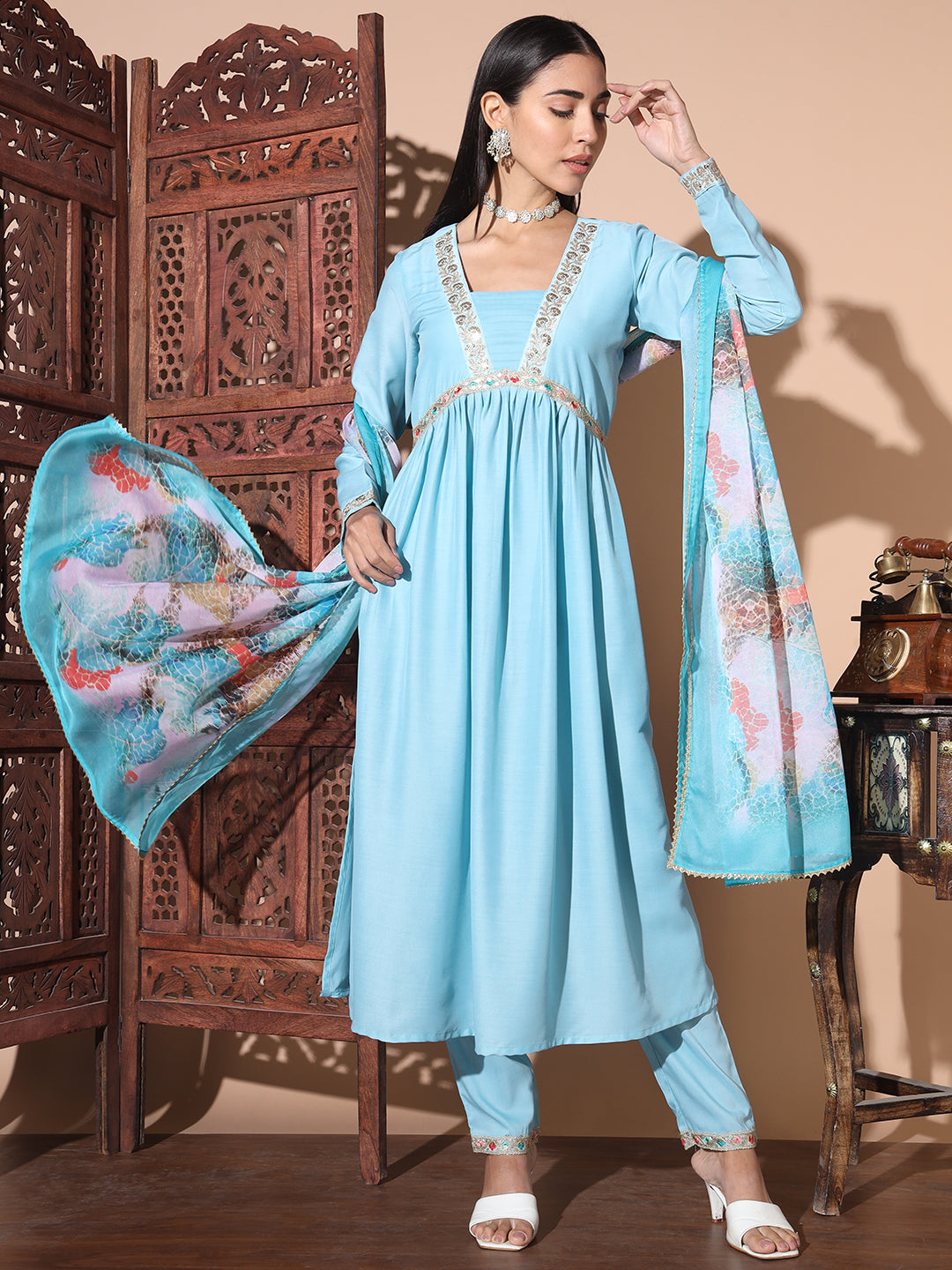 Floral Embroidered Sequinned Pure Silk Kurta With Trouser & Dupatta