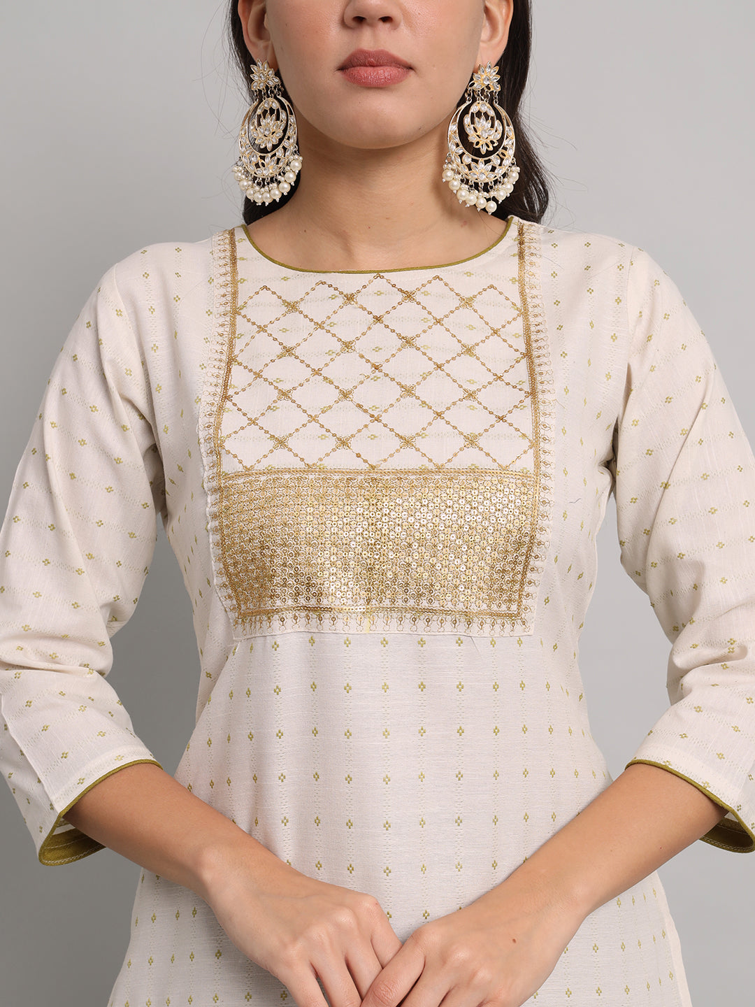 Elegant Embroidery Kurta Pant Set