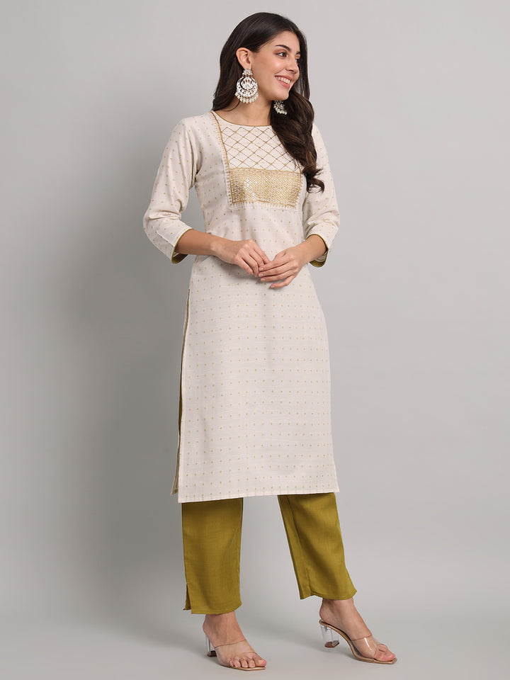 Elegant Embroidery Kurta Pant Set