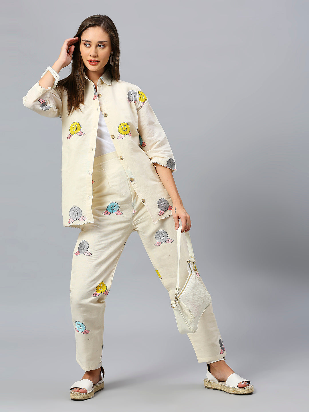 Graphic Printed Three-Quarter Sleeves Pure Cotton Casual Shirt With Trousers