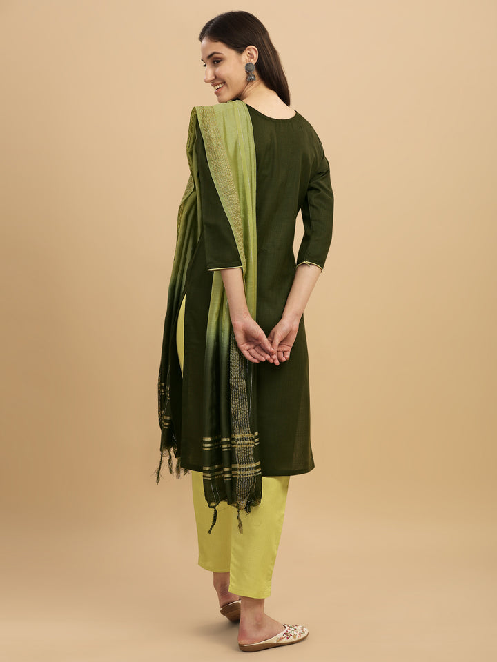 Regal Elegance: Embroidered Kurta, Pant, and Dupatta Set