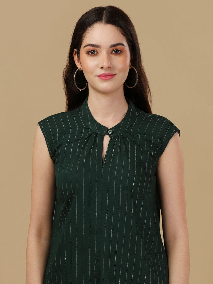 SLEEVELESS SOLID TOP-GREEN