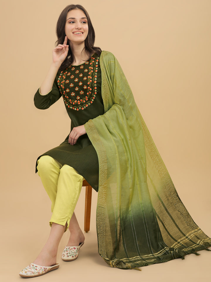 Regal Elegance: Embroidered Kurta, Pant, and Dupatta Set