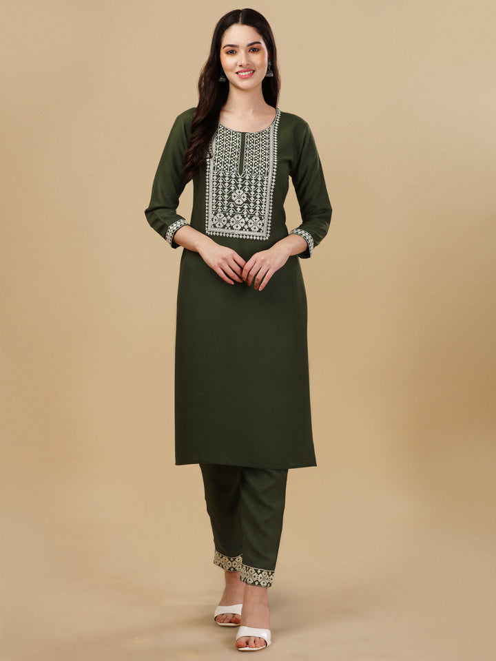 KURTI PANT SET WITH EMBROIDERY-GREEN