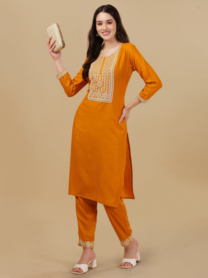 KURTI PANT SET WITH EMBROIDERY-GREEN