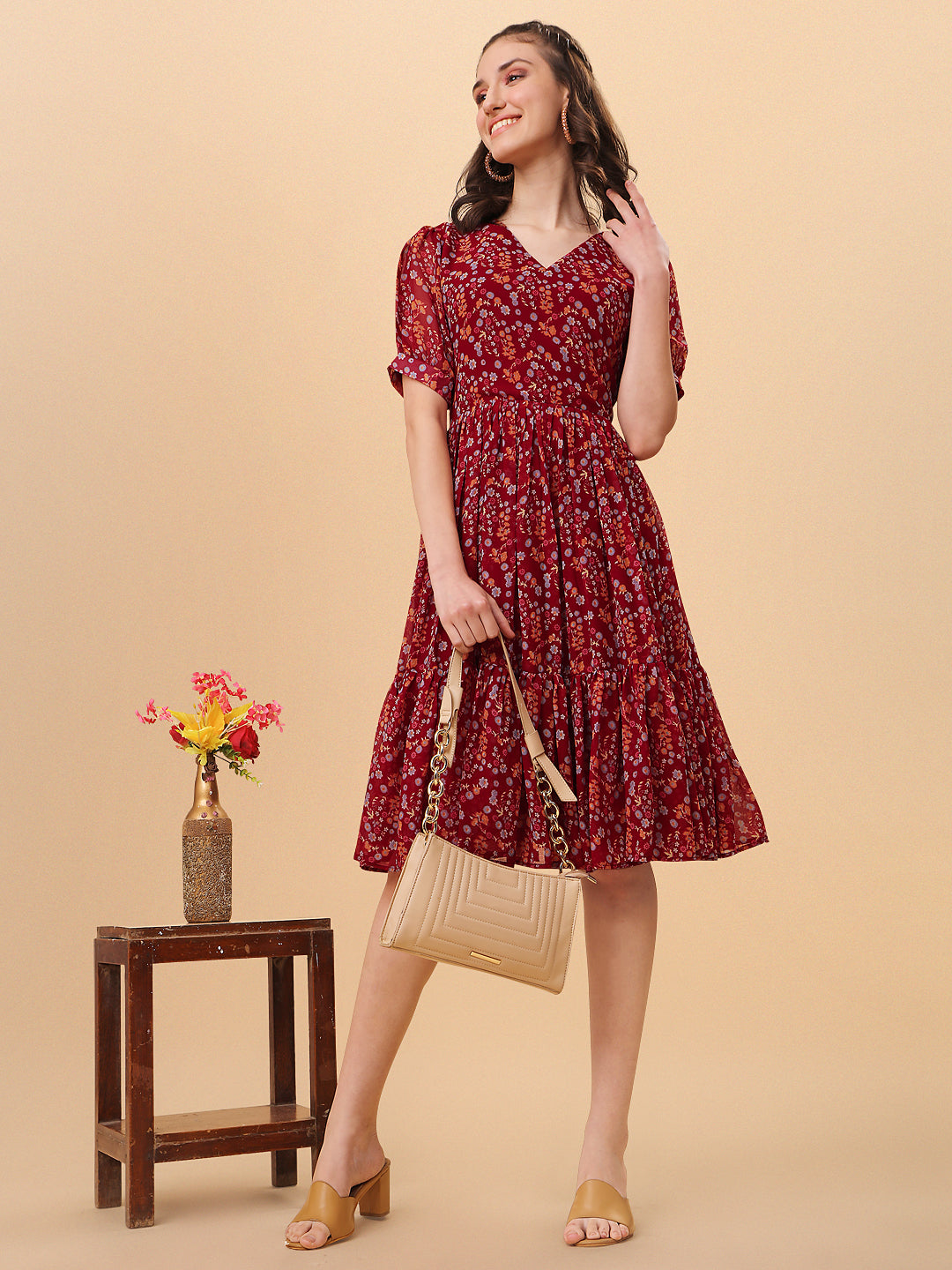 FLORAL PRINTED ELEGANT DROP-WAIST DRESS - BLACK