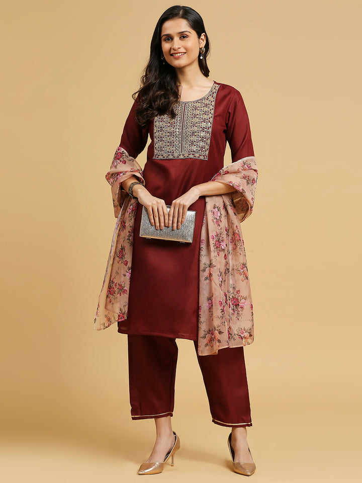 ELEGANT KURTA PANT SET