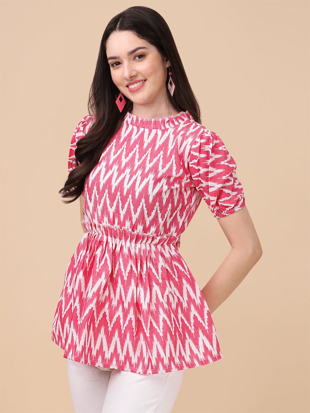 CHEVRON PRINTED TOP - PINK