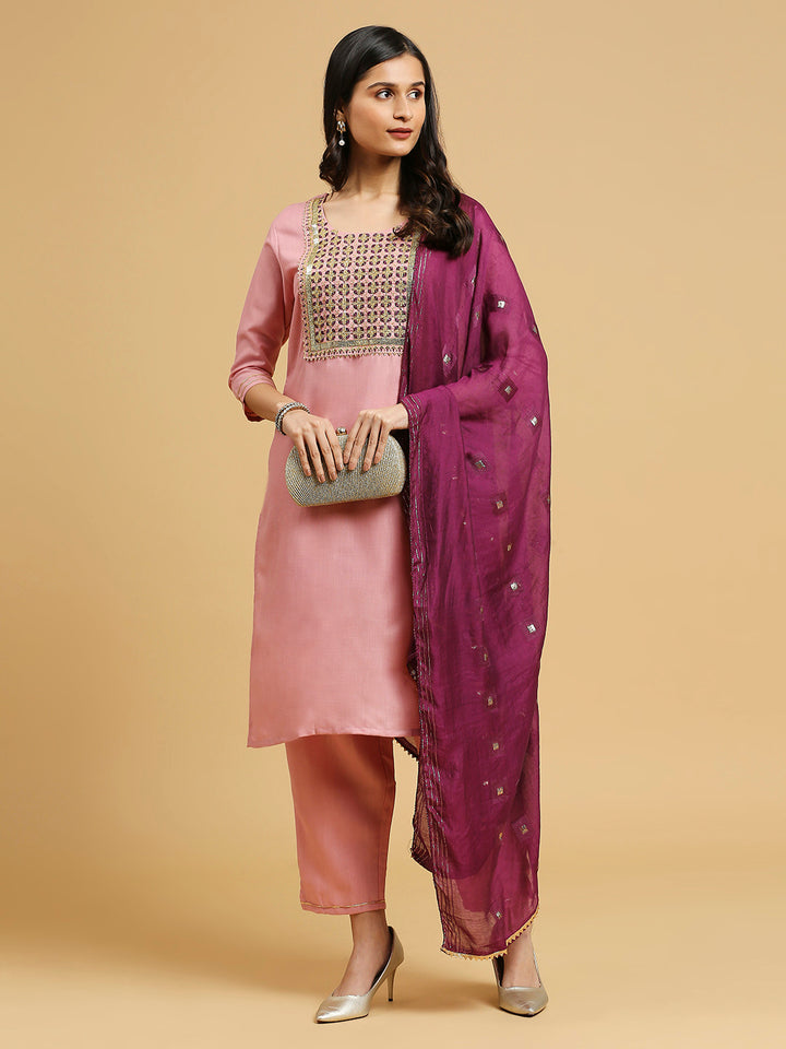 Exquisite Kurta Pant Set With Dupatta