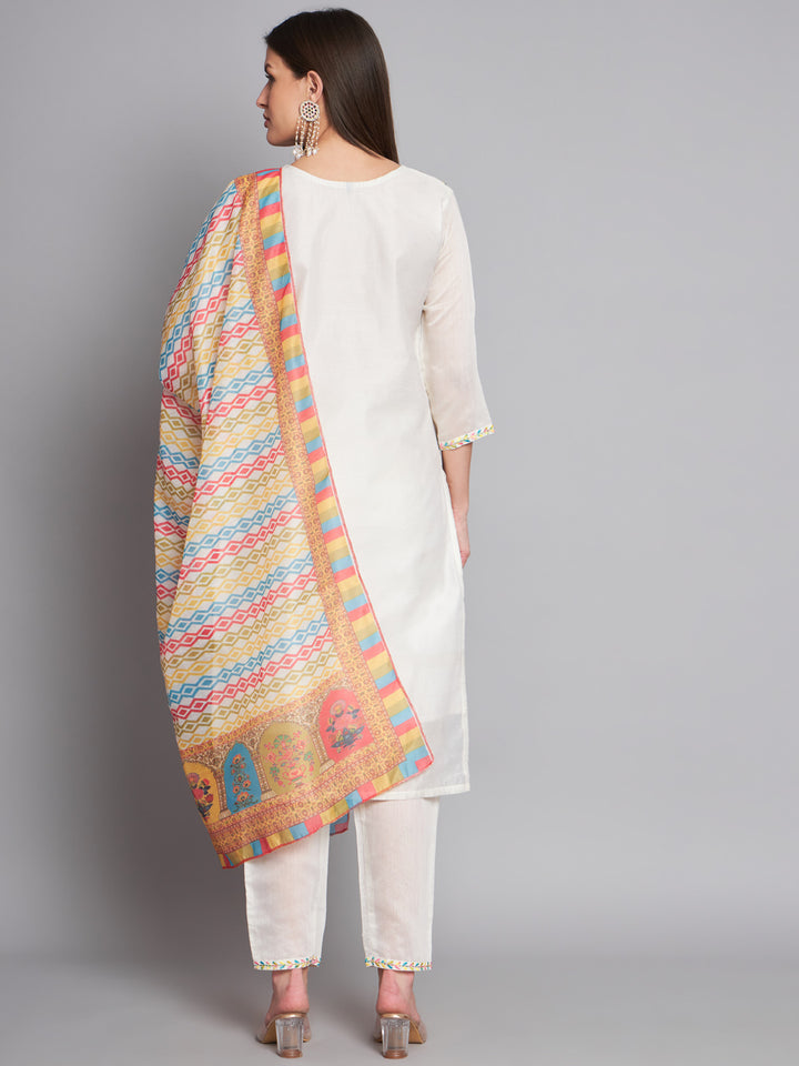 Classic Elegant Embroidery Kurta Pant