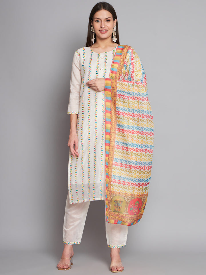 Classic Elegant Embroidery Kurta Pant