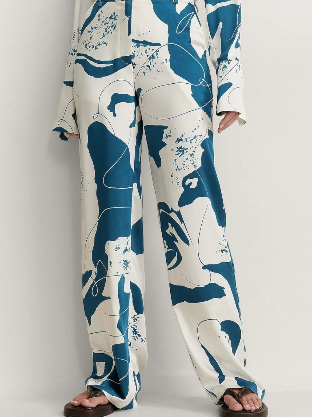 ELEGANT ABSTRACT PRINTED SHIRT PANT SET