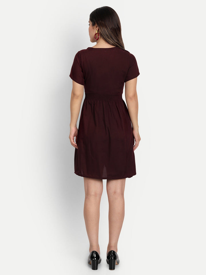 SOLID SHORT DRESS WITH RUFFLE-WINE