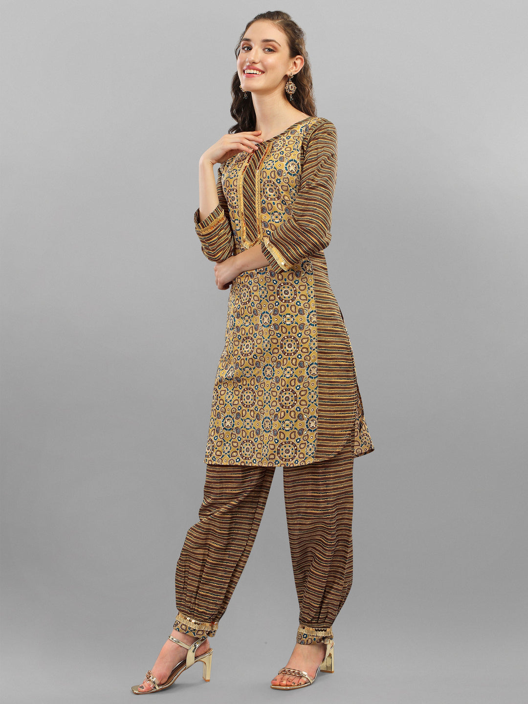 PRINTED KURTI, PANT & DUPATTA SET-GREEN